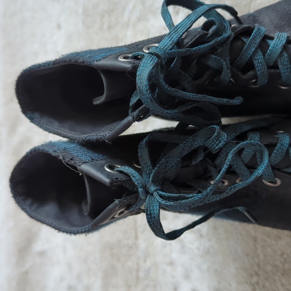 Sorel PDX Women's Lace Up Lexi Wedge Boots Booties Blue Black Plaid Size 10 - Picture 4 of 10